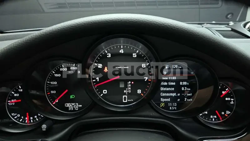 Porsche Panamera 4 ПОДГРЕВ/ОБДУХВАНЕ / 360/ВКЛЮЧЕН ТЕХНОТЕСТ, снимка 9 - Автомобили и джипове - 54219201