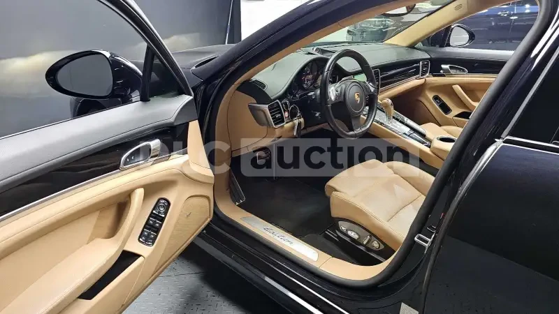 Porsche Panamera 4 ПОДГРЕВ/ОБДУХВАНЕ / 360/ВКЛЮЧЕН ТЕХНОТЕСТ, снимка 6 - Автомобили и джипове - 54219201