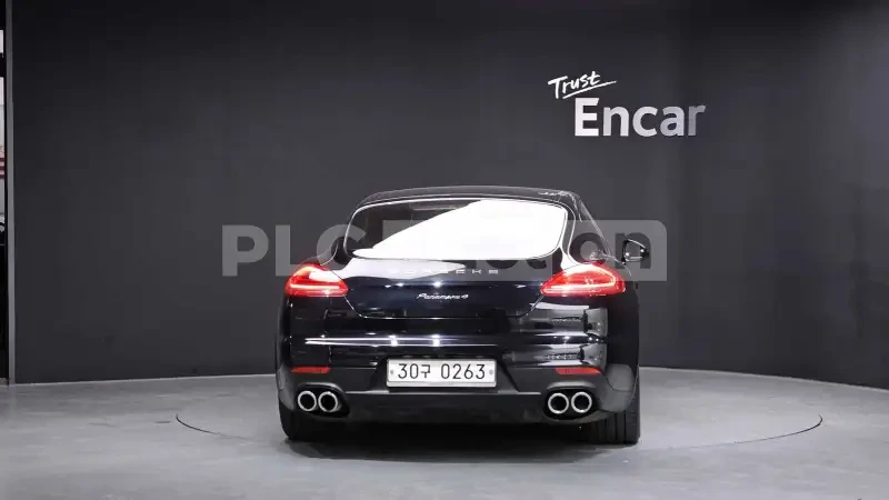Porsche Panamera 4 ПОДГРЕВ/ОБДУХВАНЕ / 360/ВКЛЮЧЕН ТЕХНОТЕСТ, снимка 5 - Автомобили и джипове - 54219201