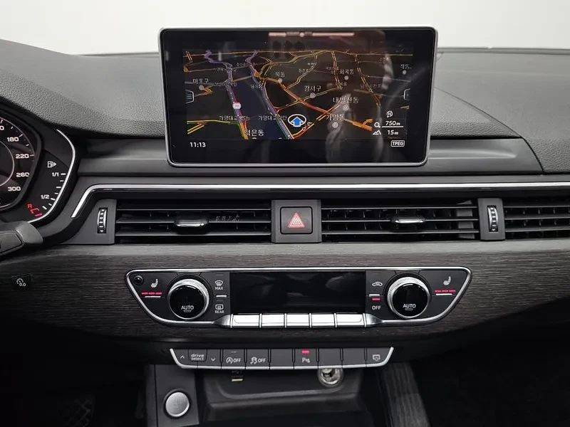 Audi A4 (B9) 40 Tfsi Premium, снимка 14 - Автомобили и джипове - 54994909