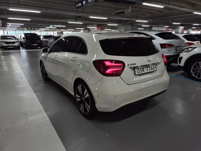 Mercedes-Benz A 200 W176, снимка 2 - Автомобили и джипове - 55951546
