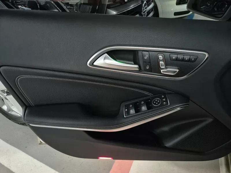 Mercedes-Benz A 200 W176, снимка 14 - Автомобили и джипове - 55951546