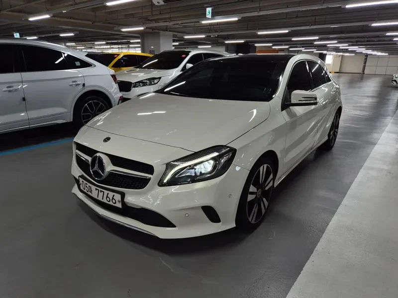 Mercedes-Benz A 200 W176
