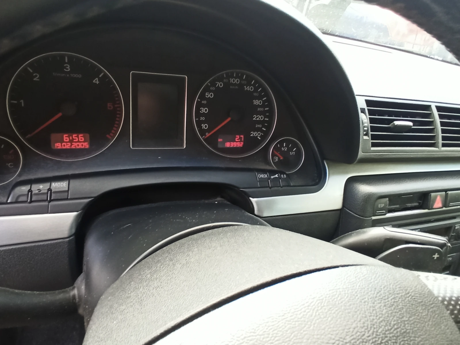 Audi A4 2, 0 TDI Avant | Mobile.bg — изображение 12