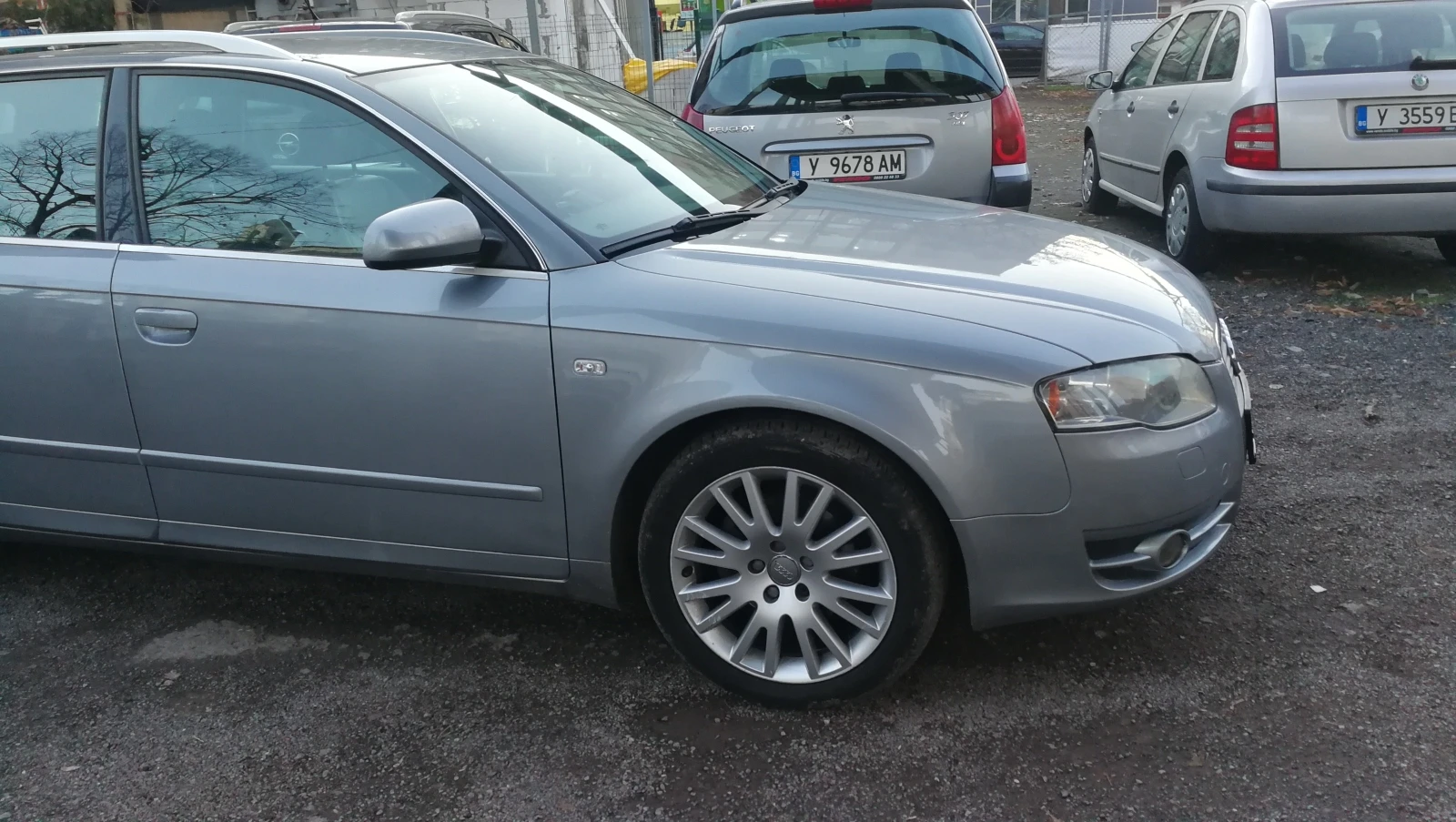 Audi A4 2, 0 TDI Avant - изображение 5