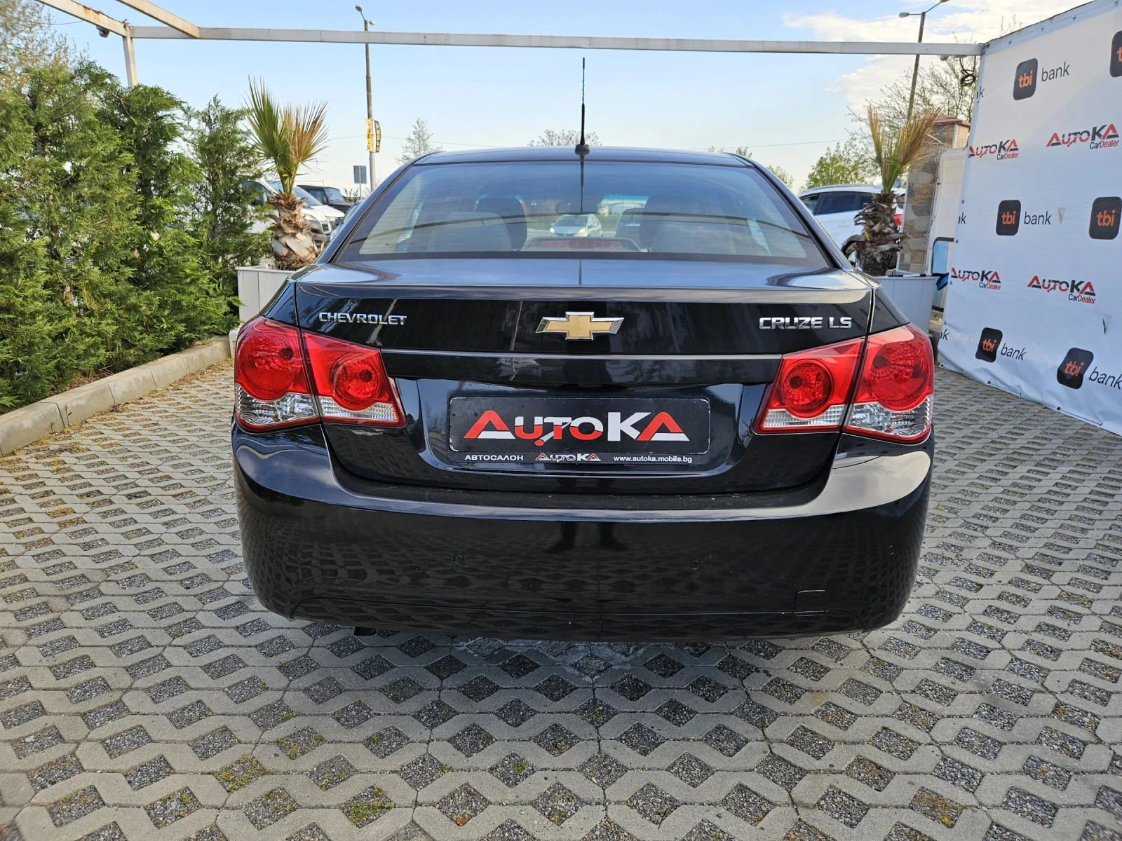 Chevrolet Cruze 1.6i-113кс= КЛИМАТИК= 188.000km= EURO 5A - изображение 4
