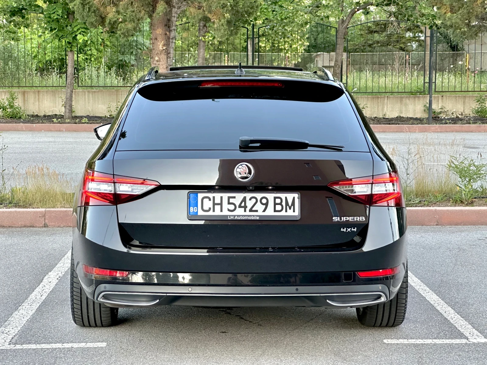 Skoda Superb Sportline 2.0 TDI 4x4 Digital Matrix - изображение 5