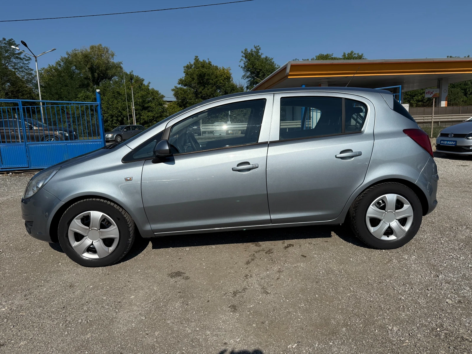 Opel Corsa 1.2i-80к.с-климатик-Италия - изображение 3