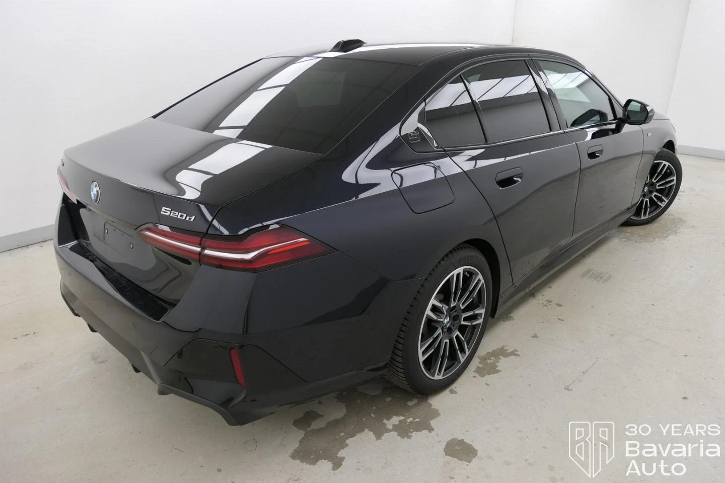 BMW 520 d xDrive M Sport Paket - изображение 3