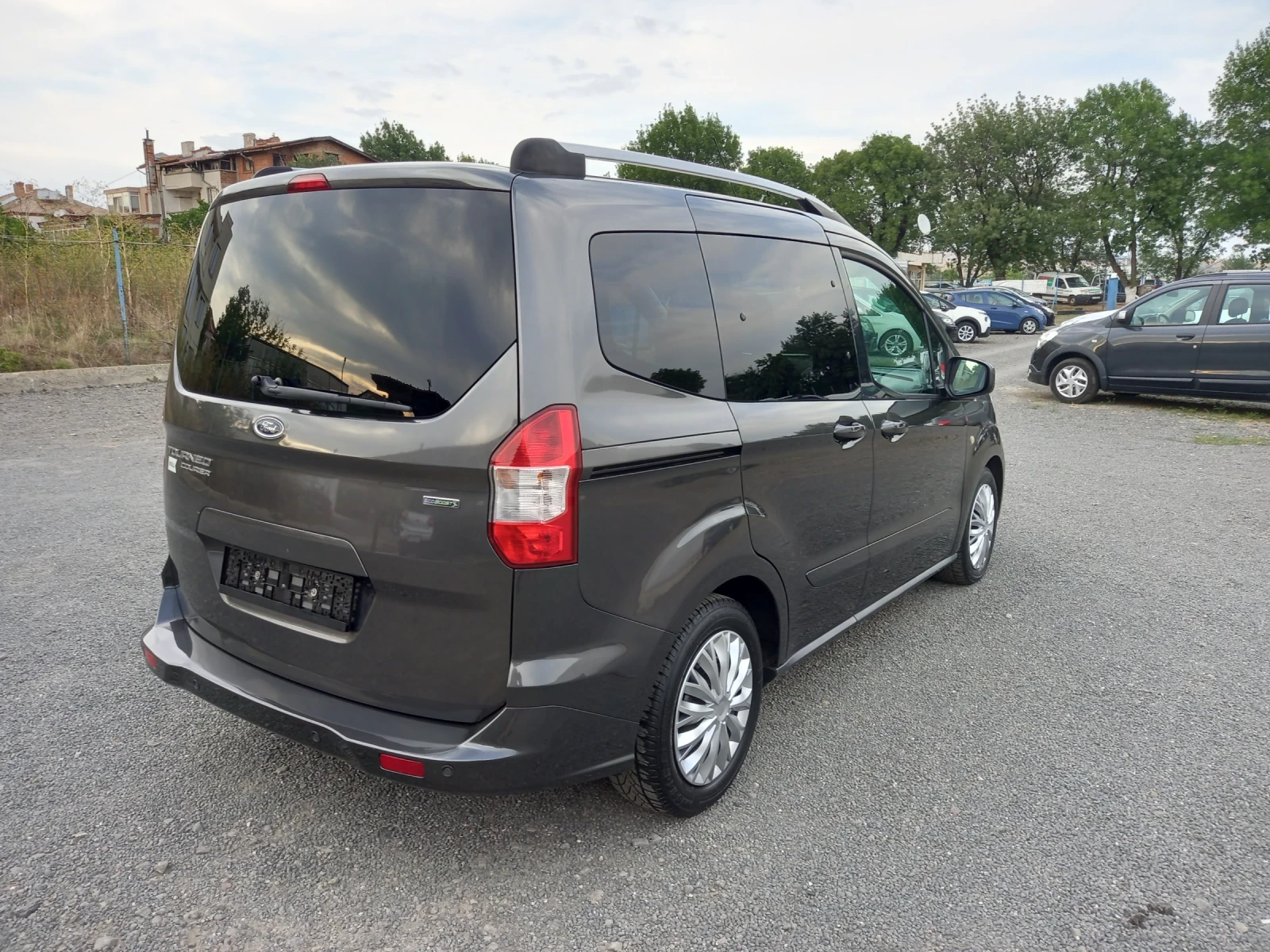 Ford Courier TOURNEO  - изображение 4