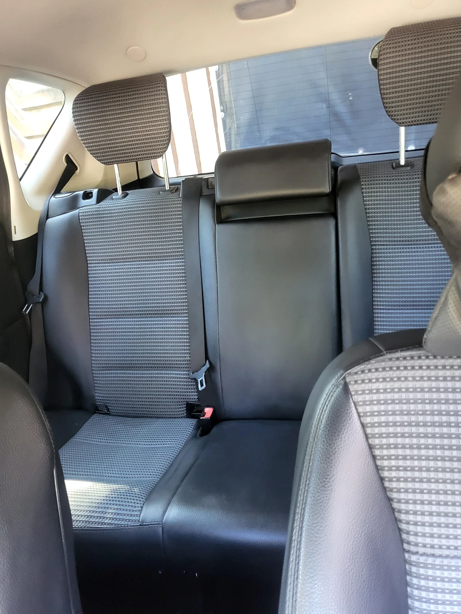 Mercedes-Benz A 190  - изображение 8