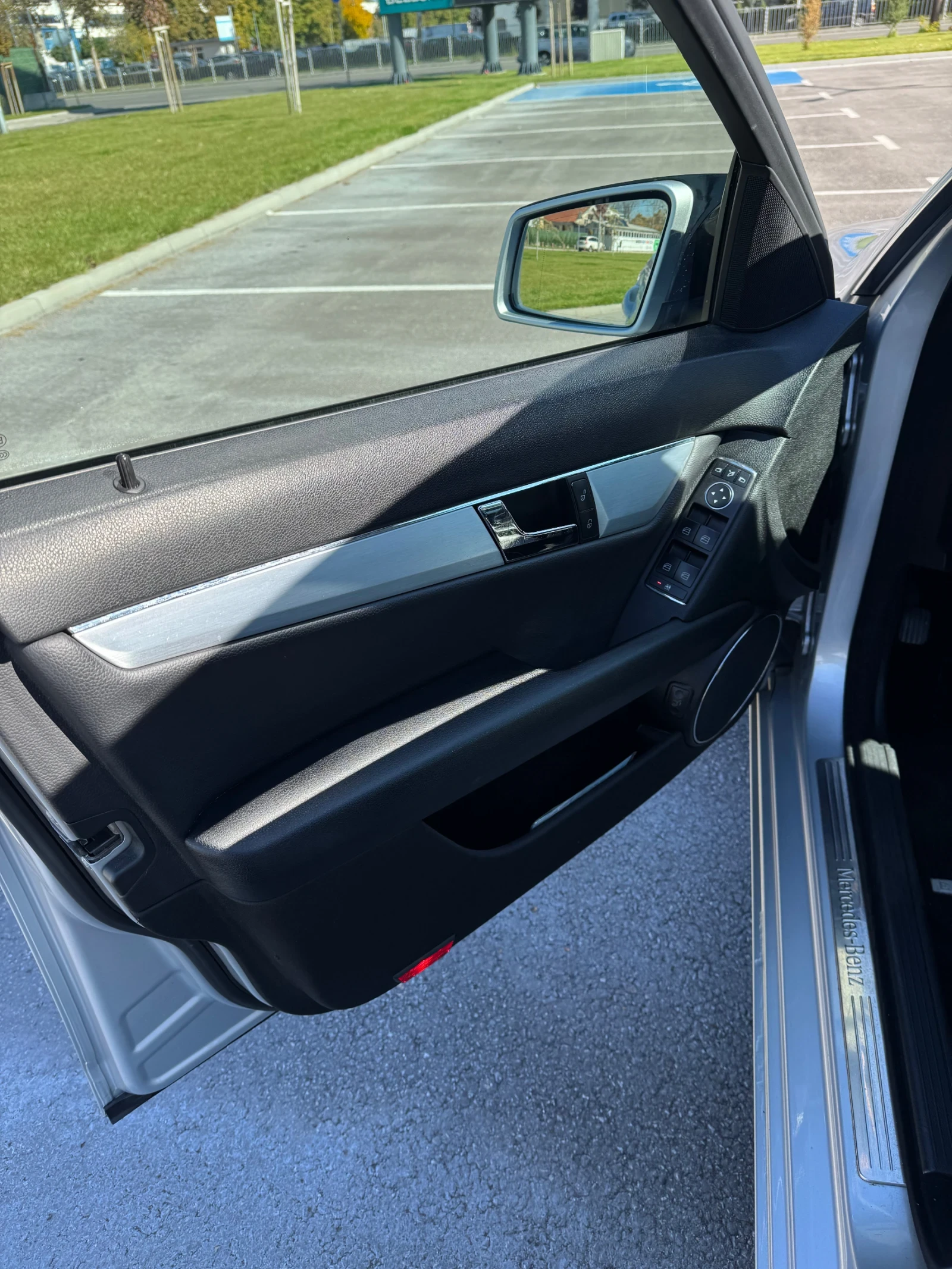 Mercedes-Benz C 220 | Mobile.bg � ����������� 13