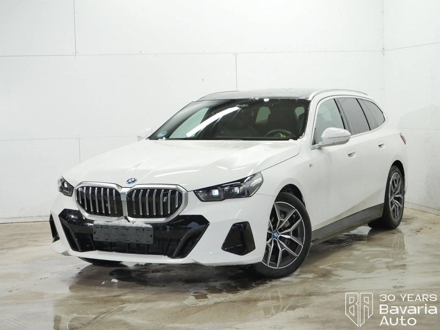 BMW i5 40 eDrive Touring M Sport Paket  | Mobile.bg   1