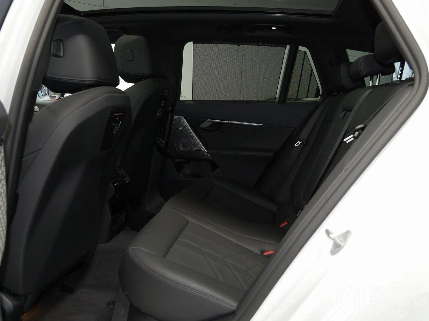 BMW i5 40 eDrive Touring M Sport Paket  | Mobile.bg   8