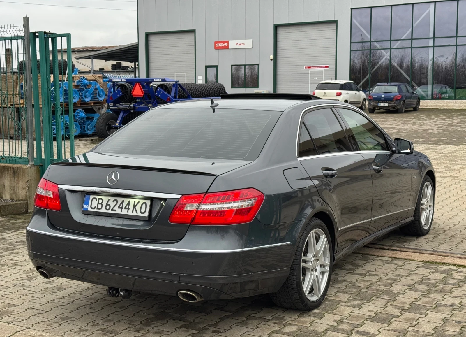 Mercedes-Benz E 350 . . .  | Mobile.bg   6