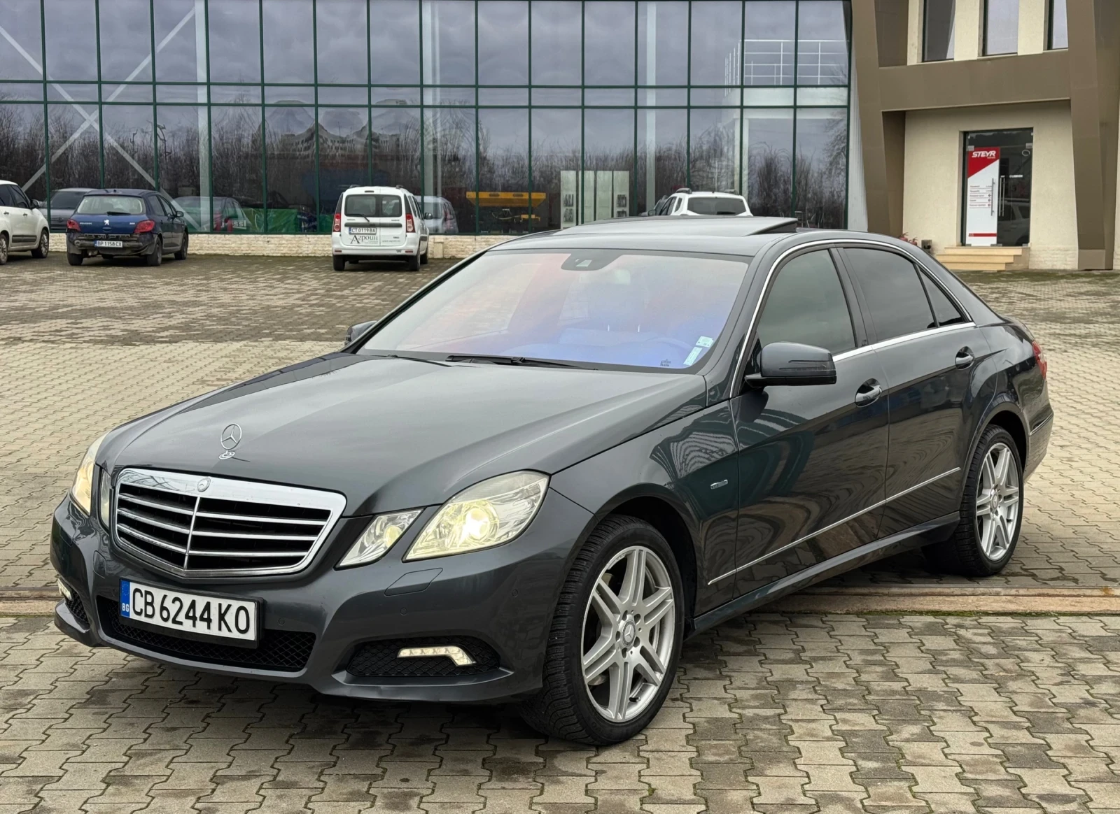Mercedes-Benz E 350 . . .  | Mobile.bg   3