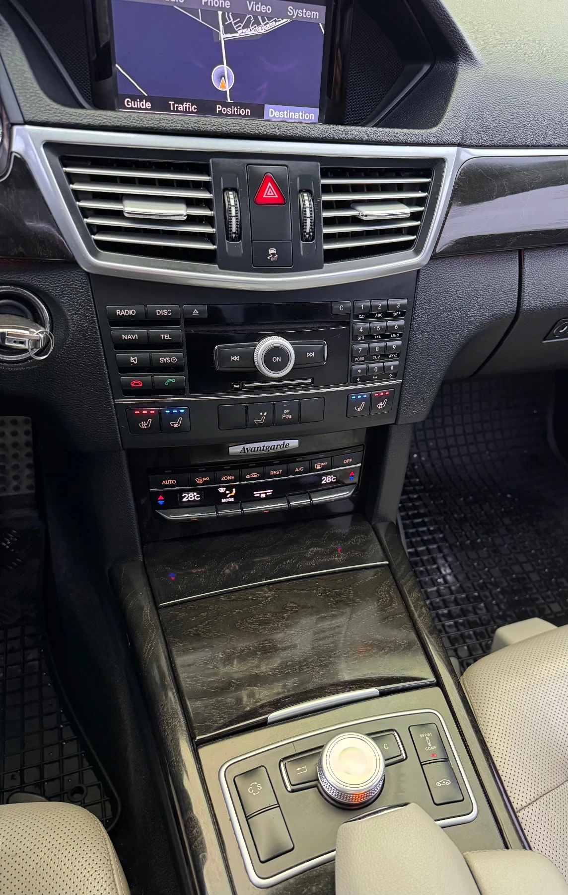 Mercedes-Benz E 350 . . .  | Mobile.bg   13