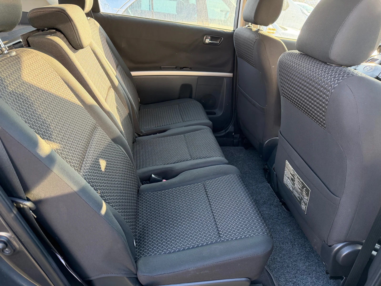 Toyota Corolla verso 1.6 VVTI | Mobile.bg � ����������� 14