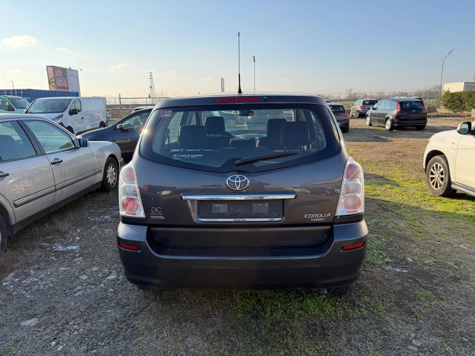 Toyota Corolla verso 1.6 VVTI - изображение 6