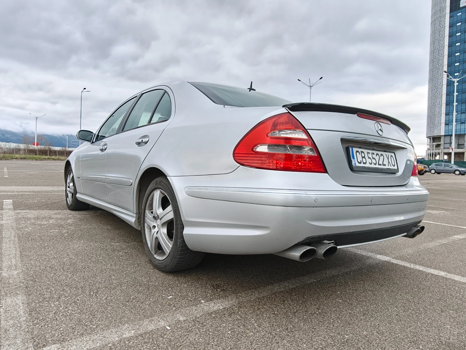 Mercedes-Benz E 500 W211, снимка 6 - Автомобили и джипове - 54007995