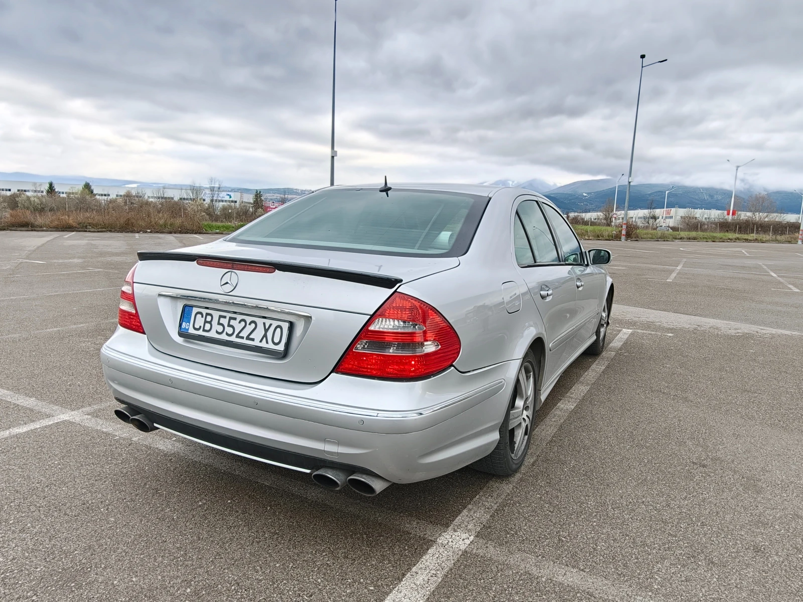 Mercedes-Benz E 500 W211, снимка 4 - Автомобили и джипове - 54007995