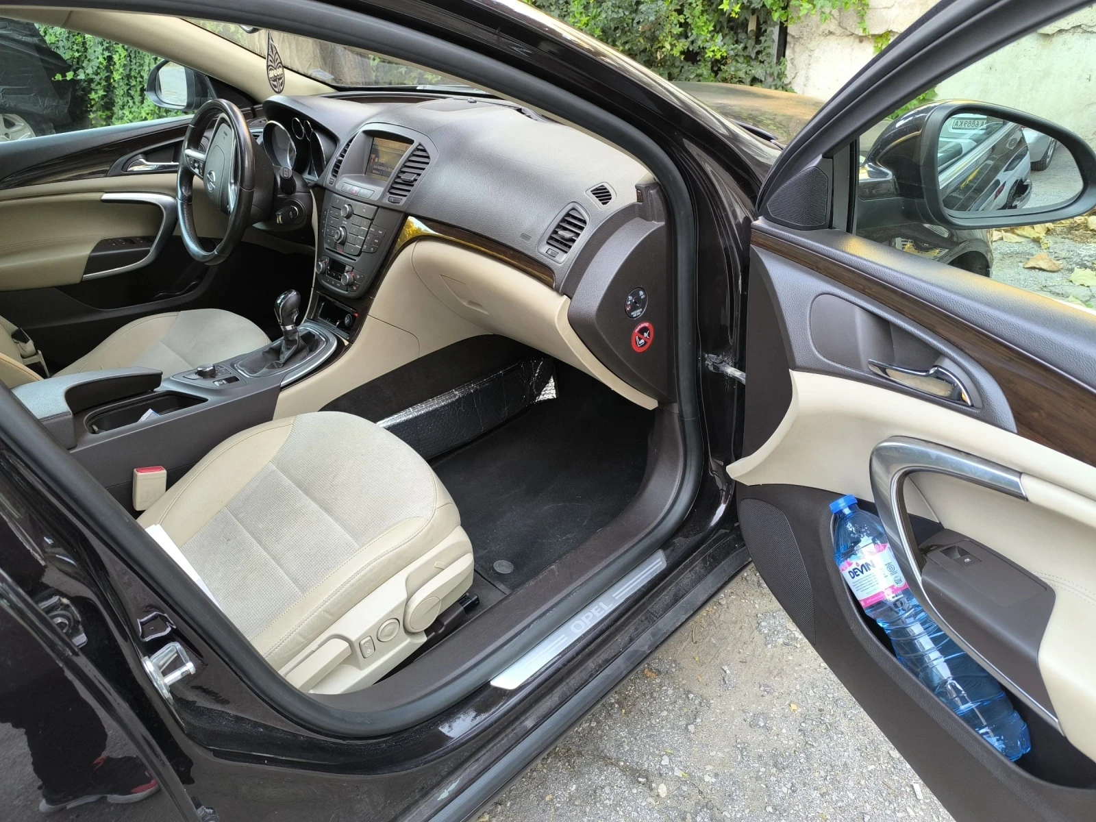 Opel Insignia, снимка 12 - Автомобили и джипове - 54442968
