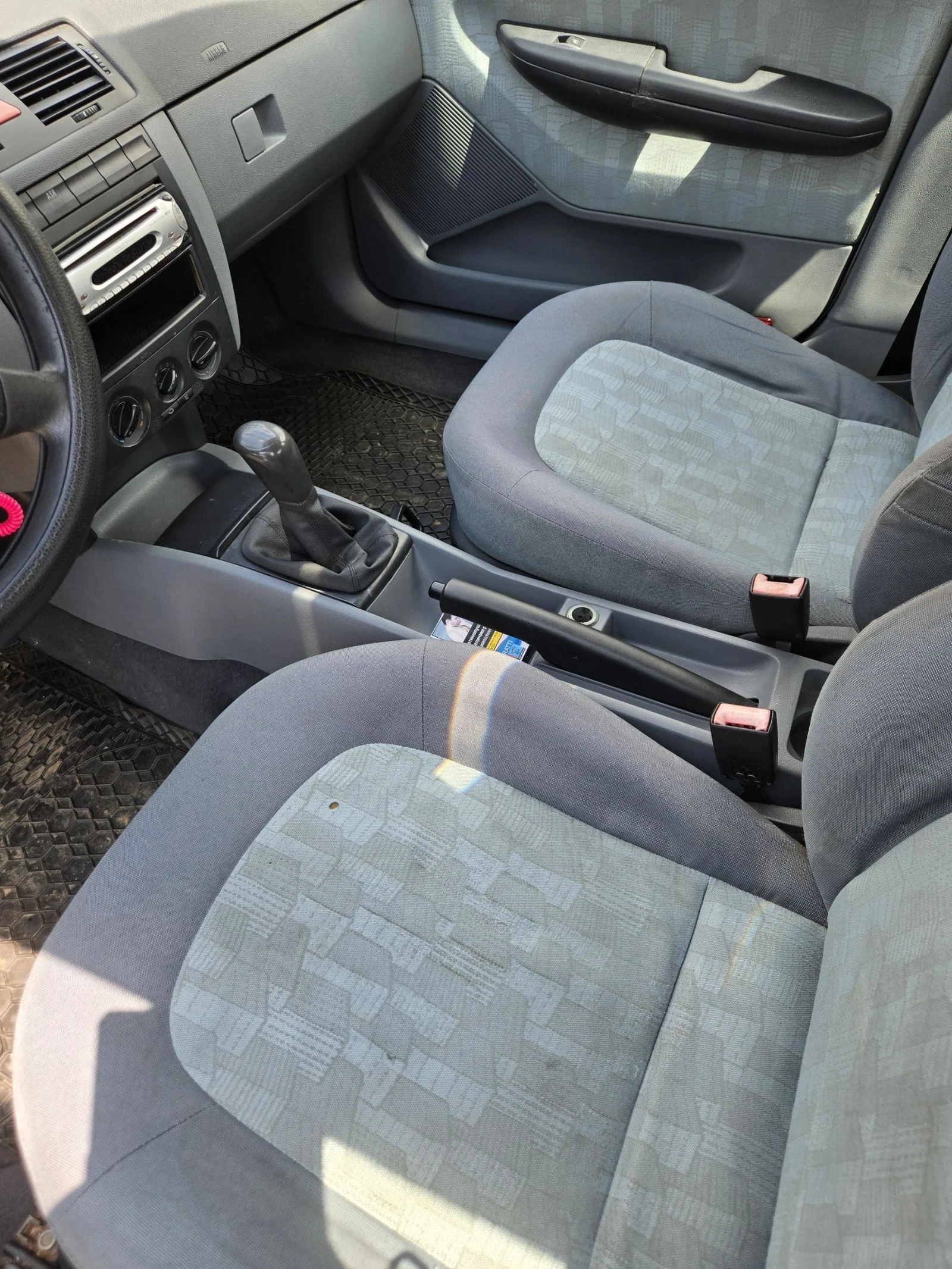 Skoda Fabia 1.9 тди 101к.с  2005г., снимка 13 - Автомобили и джипове - 54628476