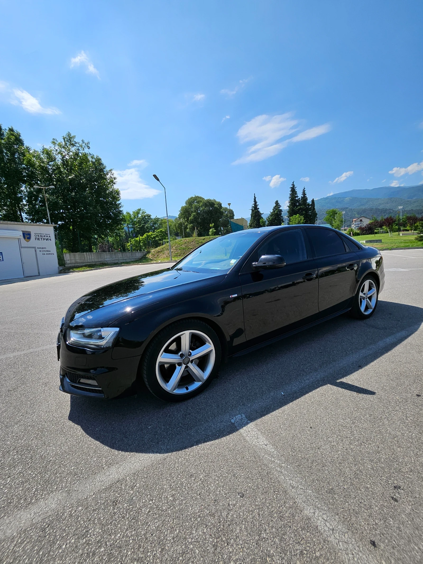 Audi A4 S line + /2.0TDI/Топ състояние, снимка 4 - Автомобили и джипове - 55069413