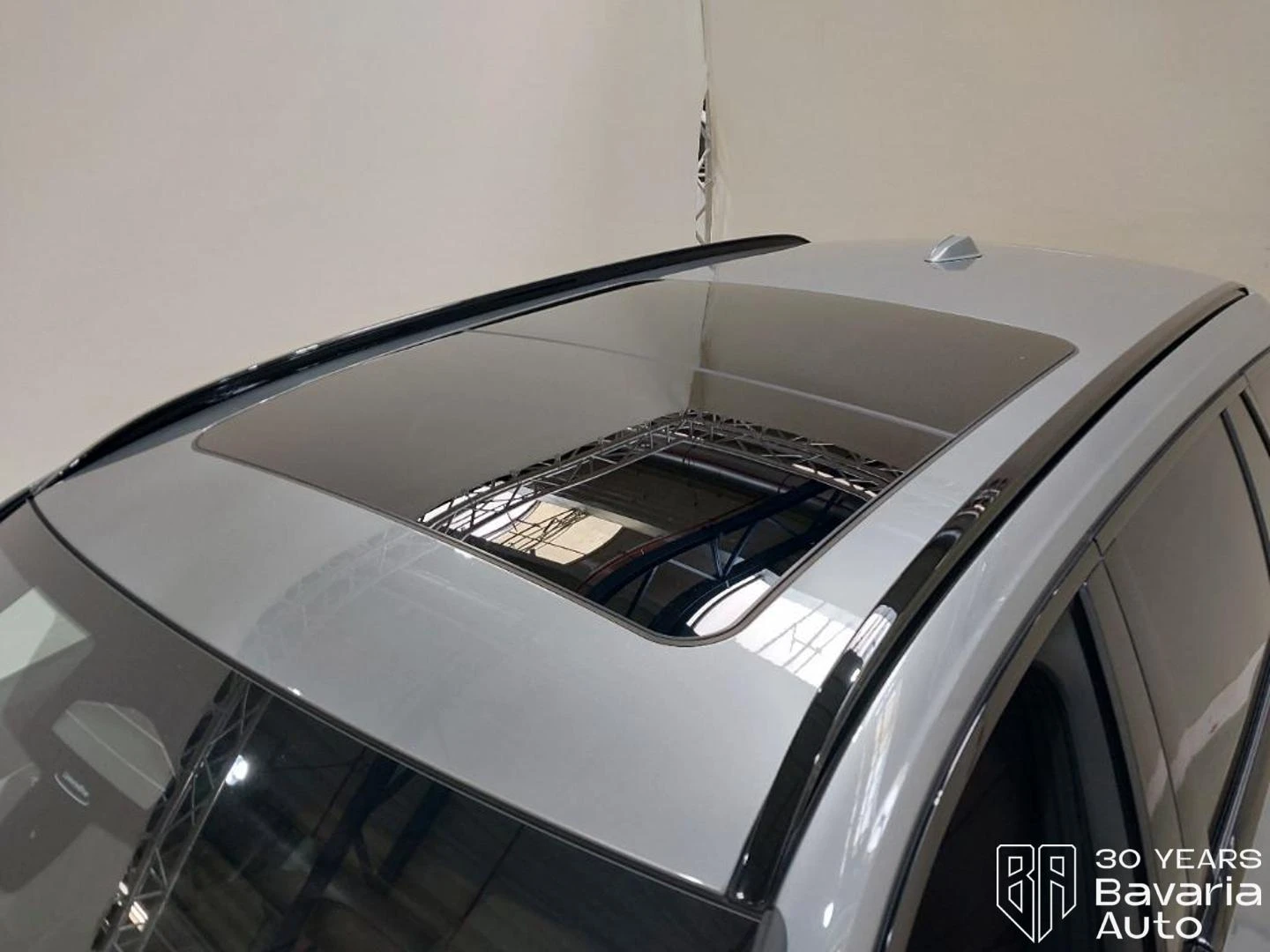 BMW 320 d xDrive M Sport Paket, снимка 9 - Автомобили и джипове - 55215029
