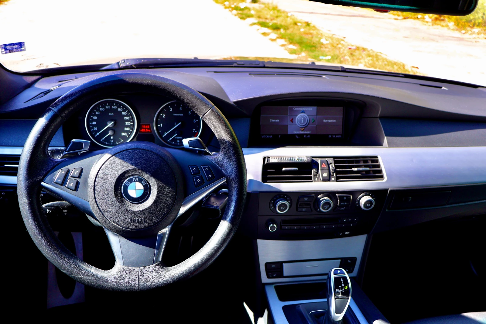 BMW 530, снимка 6 - Автомобили и джипове - 56392323