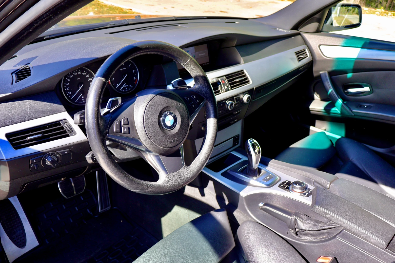 BMW 530, снимка 7 - Автомобили и джипове - 56392323