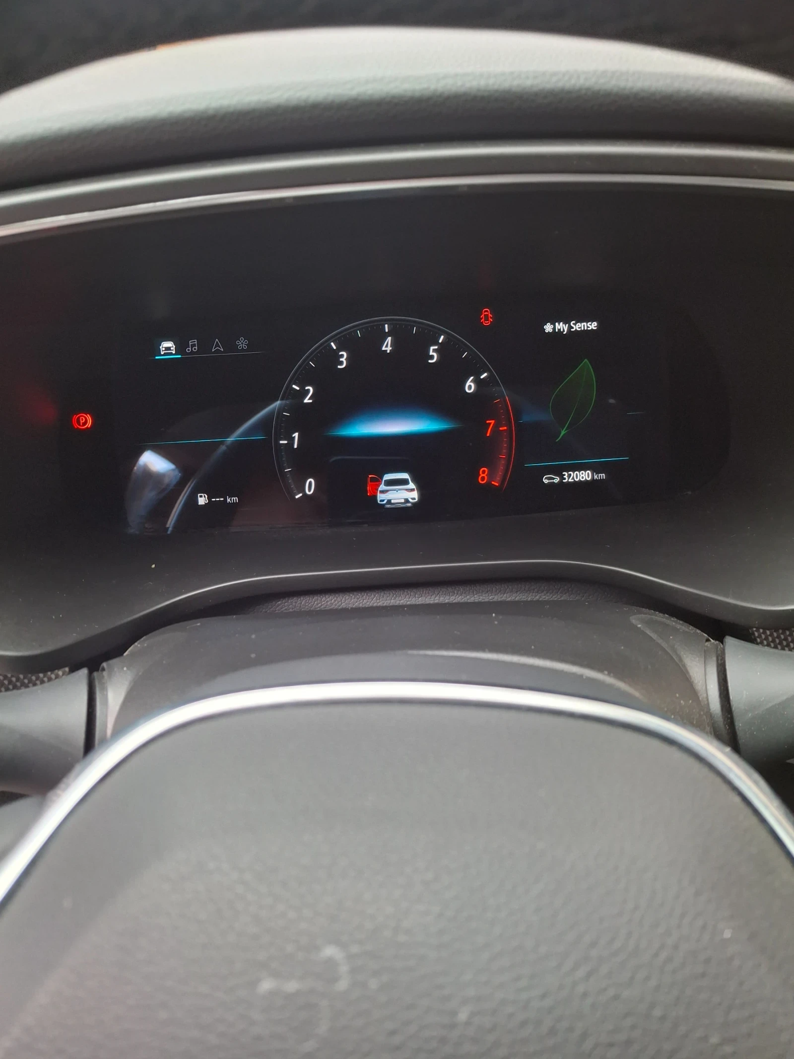 Renault Arkana Хибрид, снимка 8 - Автомобили и джипове - 56642739