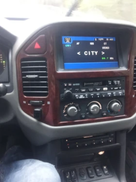 Mitsubishi Pajero 3.5/ГАЗ-Бензин/Всички Екстри/ОТЛИЧЕН, снимка 12