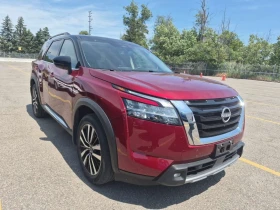 Nissan Pathfinder  PLATINUM| HUD| 360CAM| PANO| ОБДУХВАНЕ| 2 КЛЮЧА| , снимка 2
