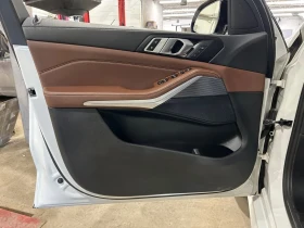 BMW X5 40i * BUY NOW * МPACK * ПАНОРАМА * ЩОРИ   - 29000 € / 56719.07 лв. - 37780408 11