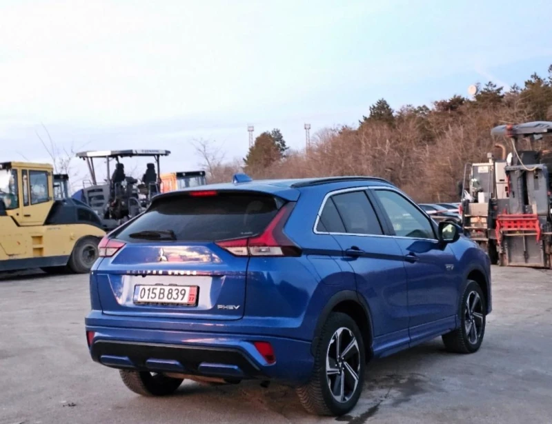 Mitsubishi Eclipse Cross PHEV Топ Състояние, снимка 5 - Автомобили и джипове - 49409004