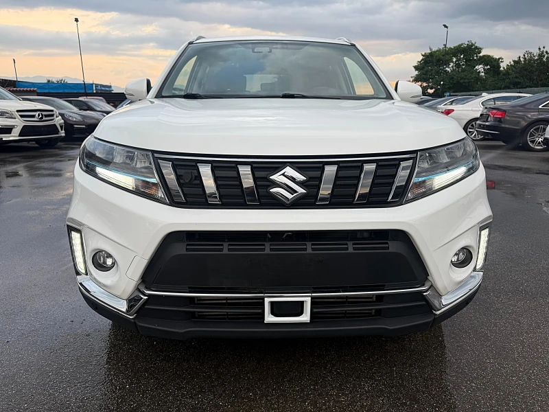 Suzuki Vitara 4x4-LED-XENON-METAN-ПОДГРЯВАНЕ-КАМЕРА-DISTRONIK !