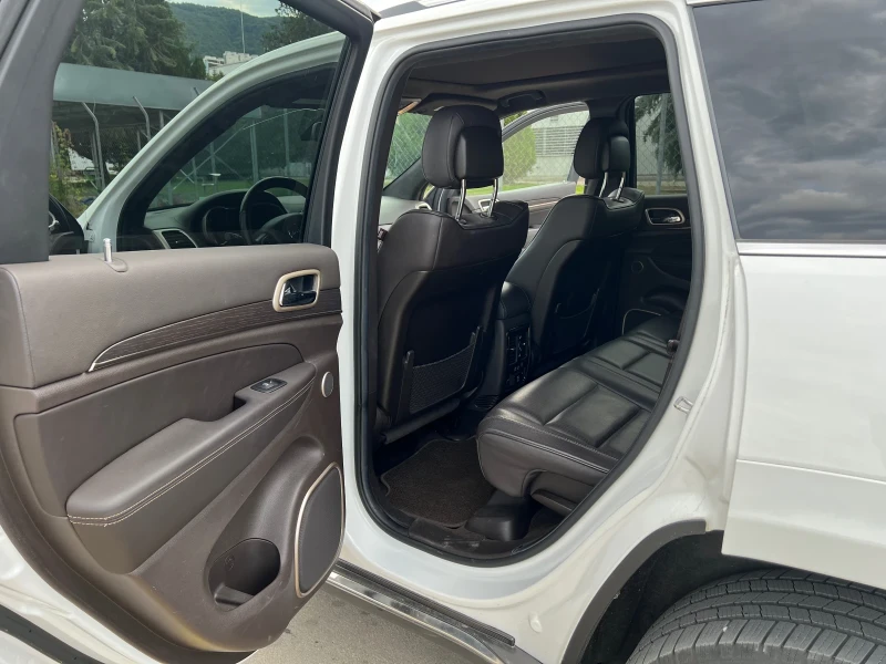 Jeep Grand cherokee 5.7 Summit, снимка 8 - Автомобили и джипове - 51609057