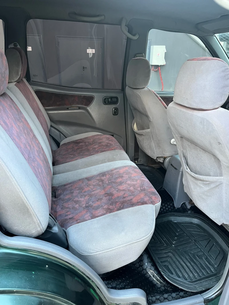 Nissan Terrano 2.7, снимка 12 - Автомобили и джипове - 52885513