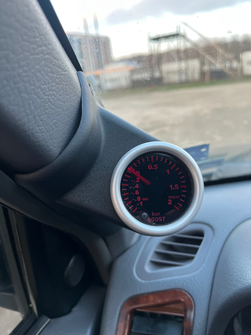 Nissan Terrano 2.7, снимка 14 - Автомобили и джипове - 52885513