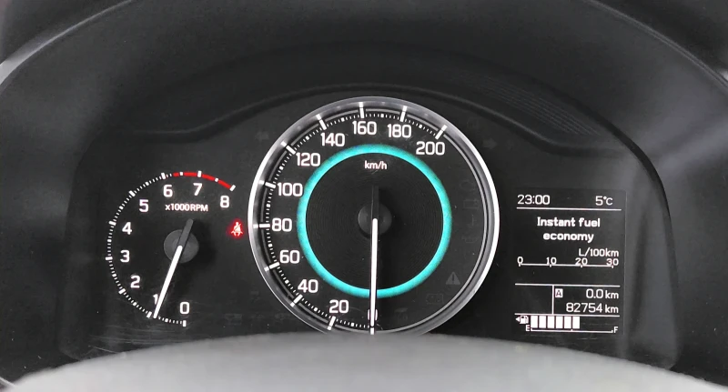 Suzuki Ignis 1.2i  82700km Euro-6, снимка 14 - Автомобили и джипове - 53465824