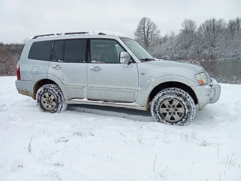 Mitsubishi Pajero 3.5/ГАЗ-Бензин/Всички Екстри/ОТЛИЧЕН, снимка 8 - Автомобили и джипове - 53574299