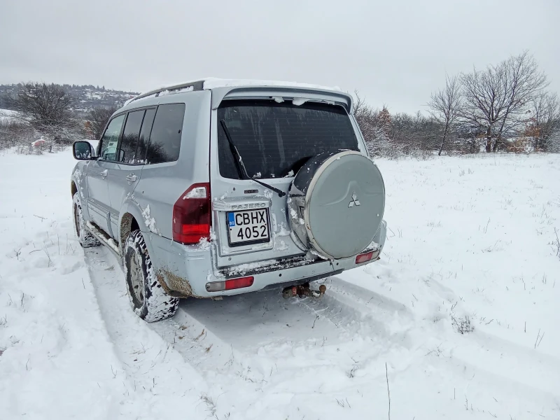Mitsubishi Pajero 3.5/ГАЗ-Бензин/Всички Екстри/ОТЛИЧЕН, снимка 6 - Автомобили и джипове - 53574299