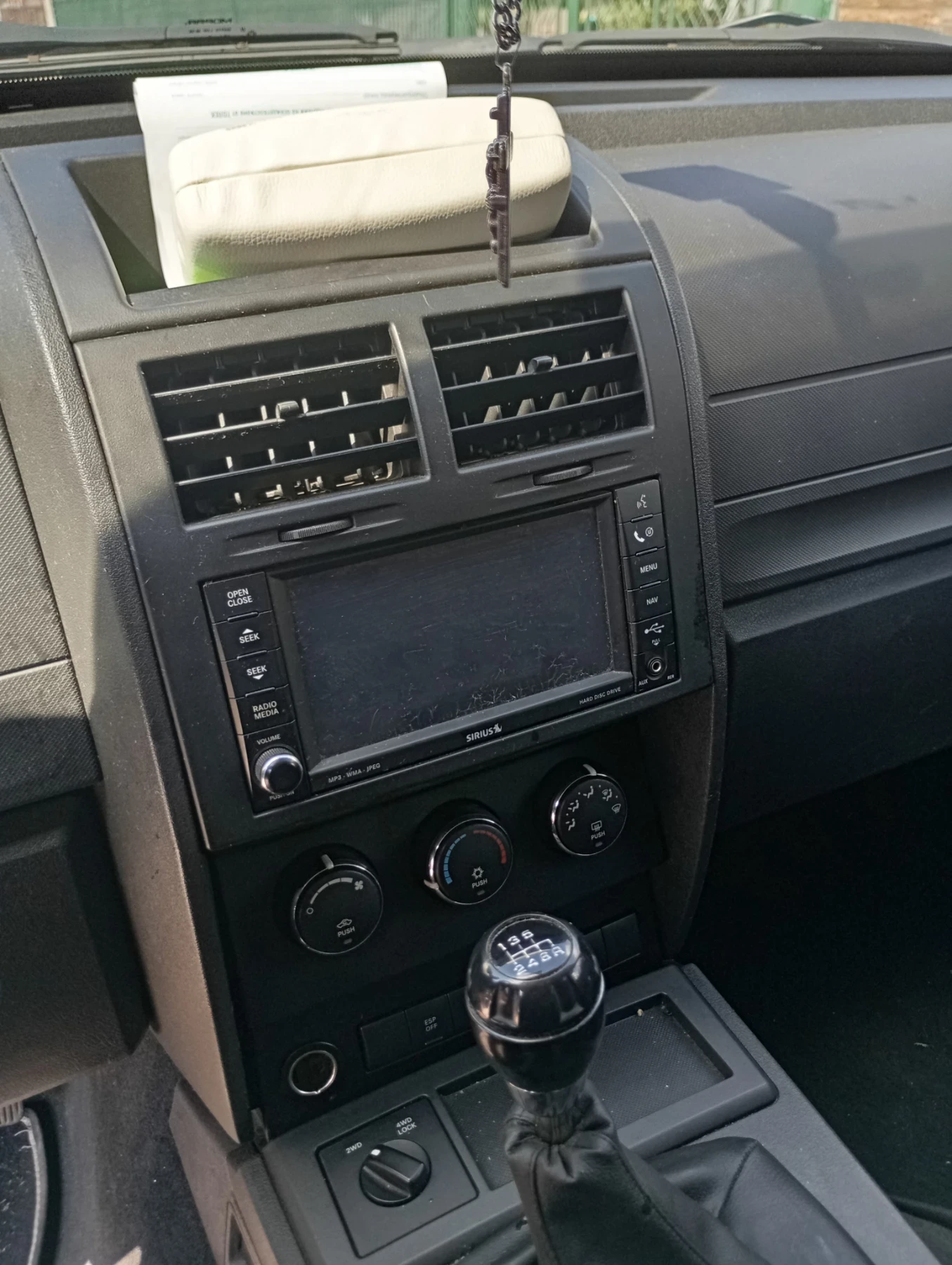 Dodge Nitro Нитро - изображение 4