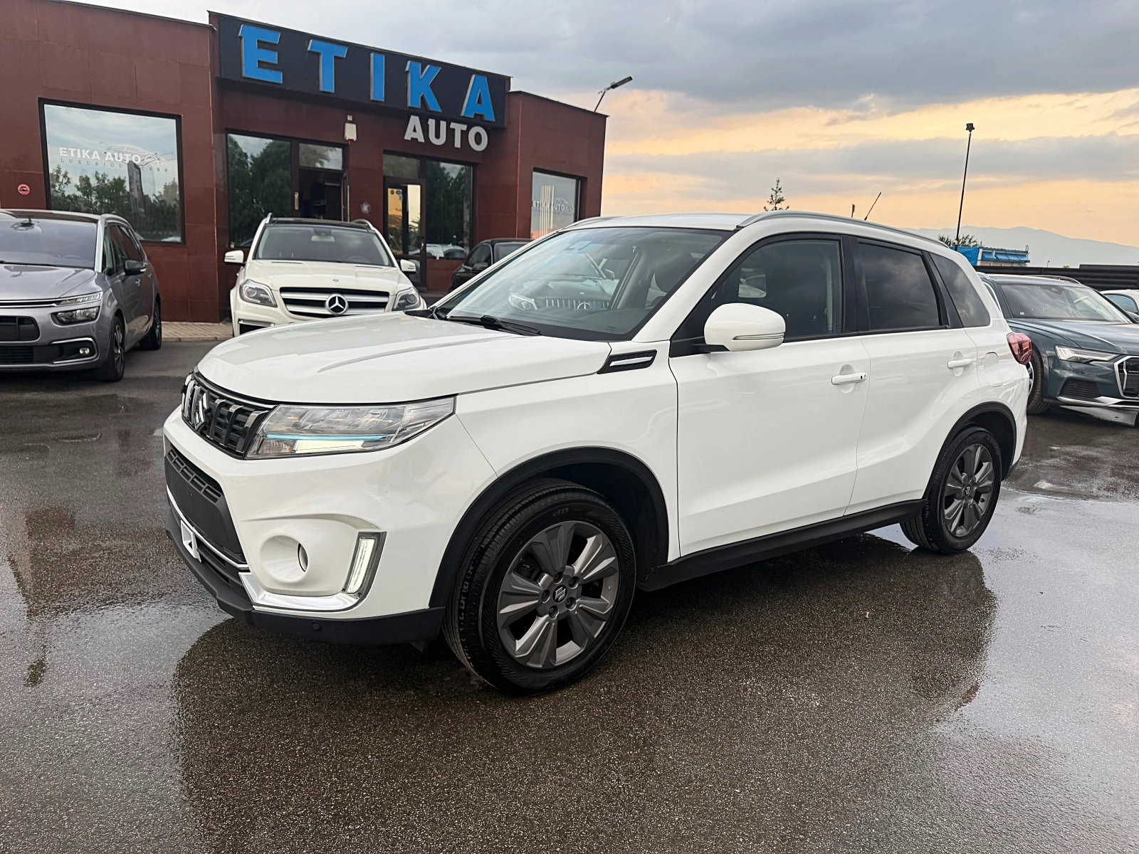 Suzuki Vitara 4x4-LED-XENON-METAN-ПОДГРЯВАНЕ-КАМЕРА-DISTRONIK ! - изображение 3