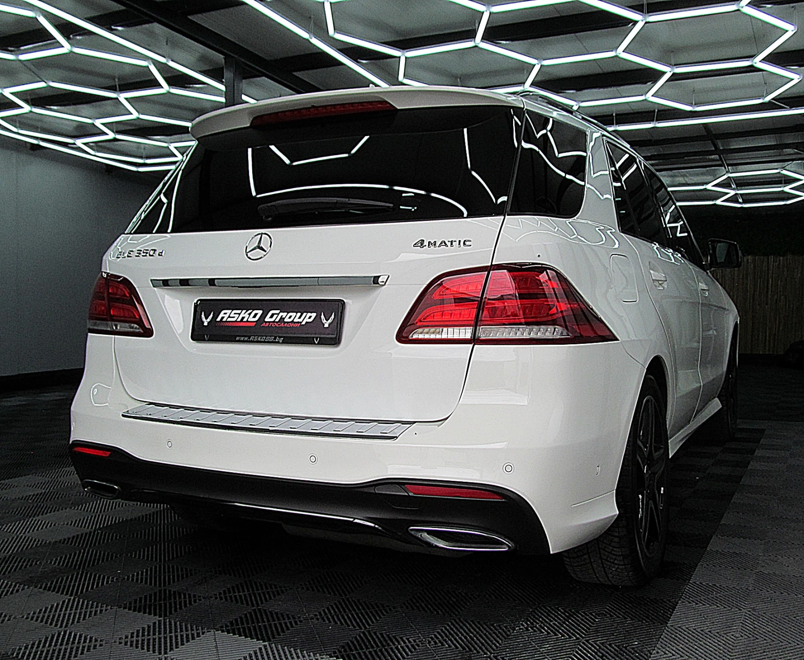 Mercedes-Benz GLE 350 AMG/PANORAMA/KelessGo/4-MATIC/ СОБСТВЕН ЛИЗИНГ - изображение 6