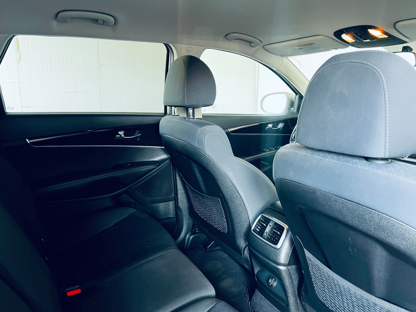 Kia Sorento, снимка 9 - Автомобили и джипове - 54010201