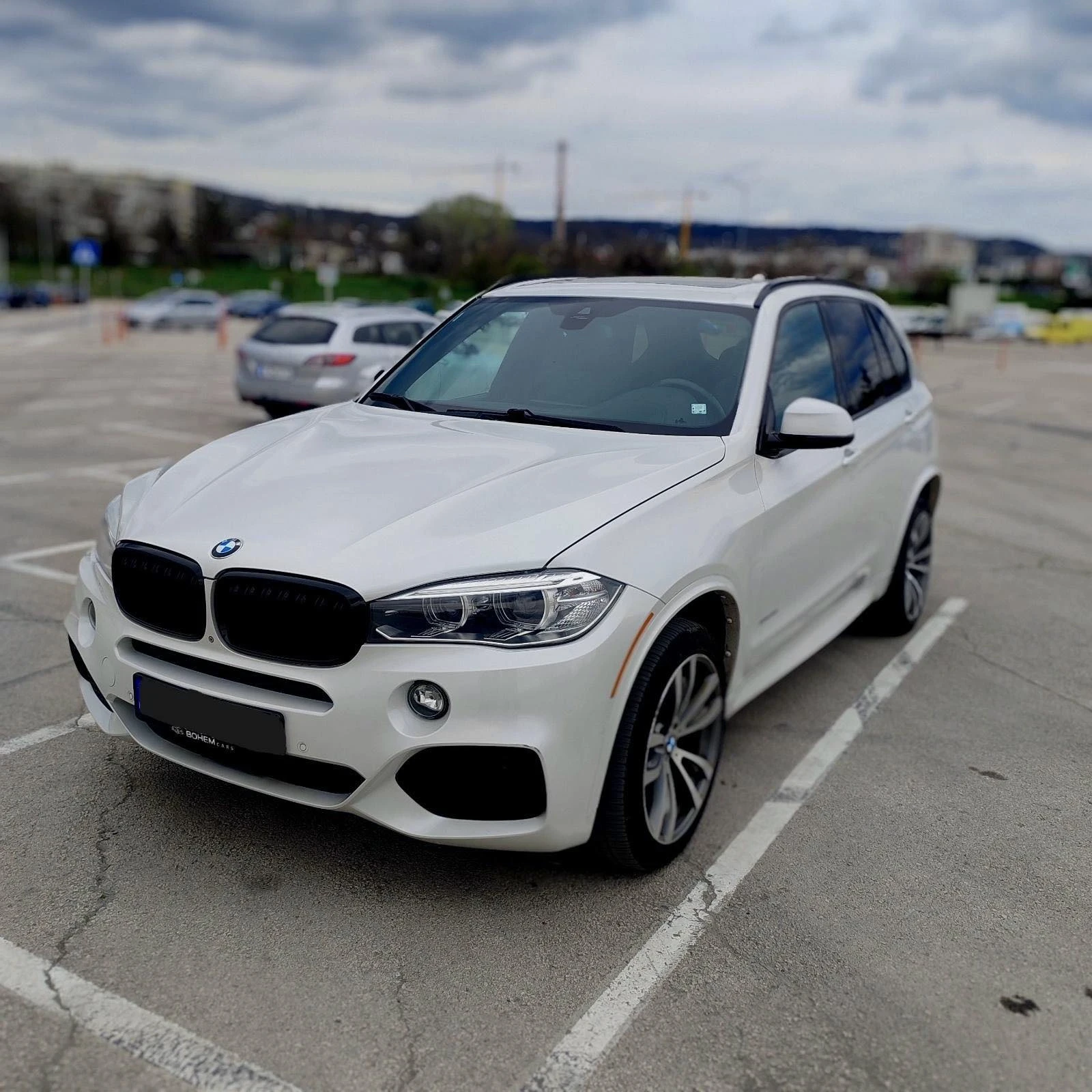 BMW X5 M pack, soft close, Harman kardon, 7 места, снимка 3 - Автомобили и джипове - 54141552