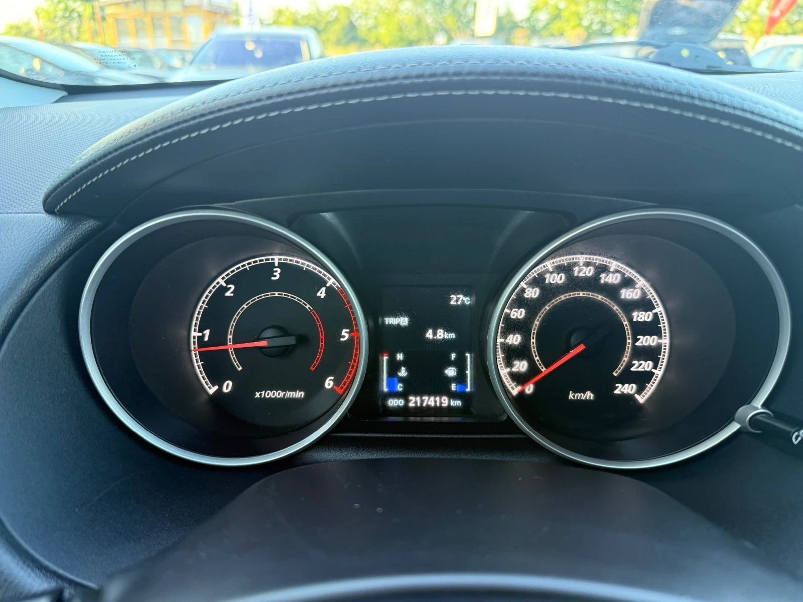 Mitsubishi Outlander 2.2 DID ЧИСТО НОВ 7-МЕСТЕН, снимка 13 - Автомобили и джипове - 55236163