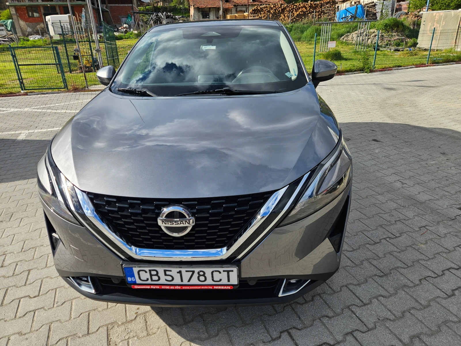 Nissan Qashqai 1.3, снимка 2 - Автомобили и джипове - 56444503